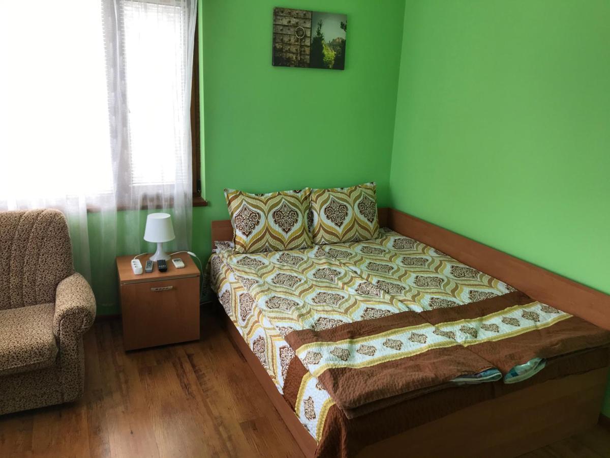 Guesthouse Elena Belogradchik Bagian luar foto